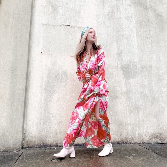 Other - Vintage 70’s Nightgown✨